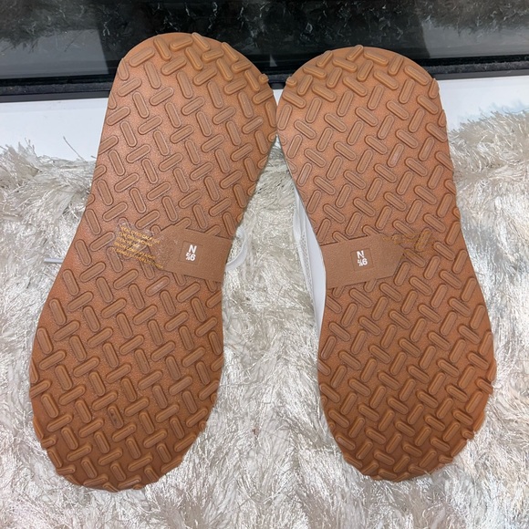 Vaneli cream platform shoes women’s 9.5 - Picture 4 of 7